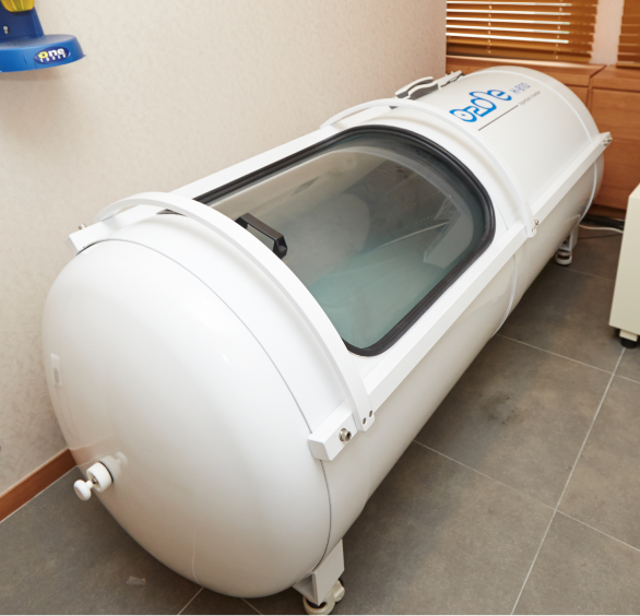 Hyperbaric oxygen treatment to speed recovery
and increase engraftment rates