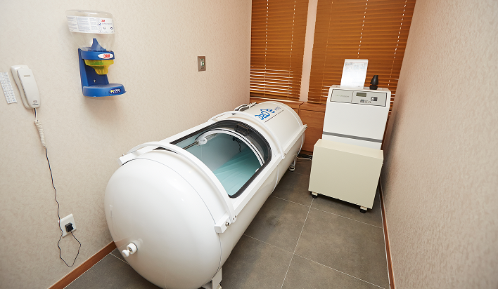 Hyperbaric oxygen therapy